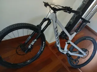 Canyon Spectral 6 (Prezzo negoziabile)
