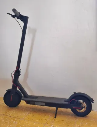 Patinete Eléctrico Xiaomi Mi M365