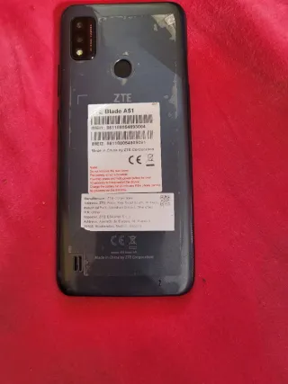 4 móviles: Z Flip 3, Pixel 2XL, ZTE, Huawei