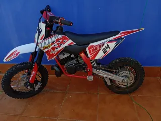 IMR MX 50 - Moto infantil muy nueva