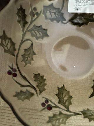 Taça Zara com motivos de azevinho