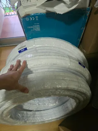 Electricista calificado+técnico en Climatización