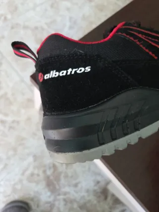 Zapatos para trabajar con punta de hierro