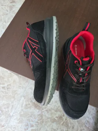 Zapatos para trabajar con punta de hierro