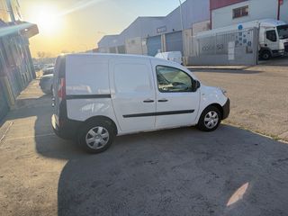 Nissan NV250 2021