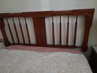 Cabecero de cama de madera