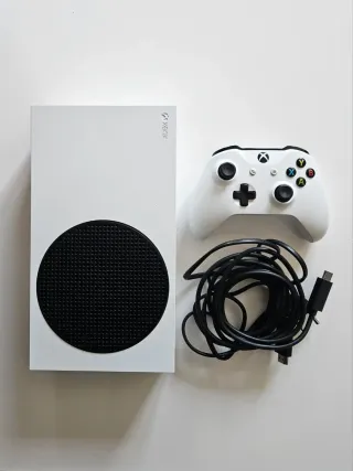 Xbox Series S 512GB + Mando - Perfecto Estado
