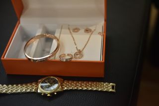 Conjunto Michael Kors Relógio Brincos Colar