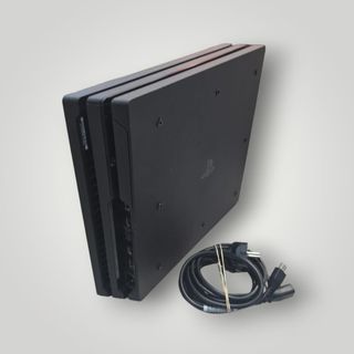 CONSOLA PS4 PRO 1TB + CABLE ALIMENTACION