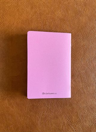 Set Libreta, Stickers y Postal IN BETWEEN