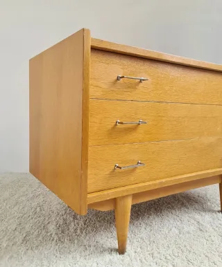 Cómoda Mid-Century. Francia, 60s.