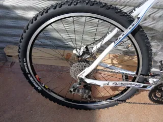 Bicicleta de Montaña Lapierre 700.