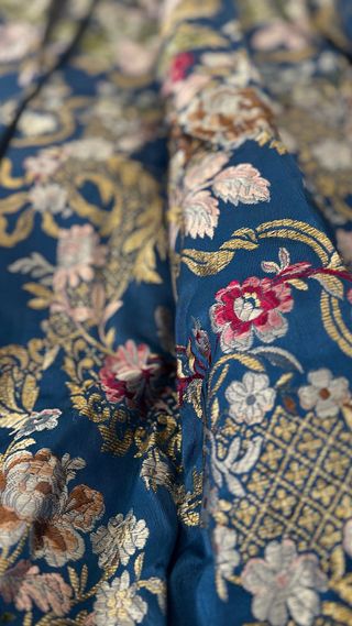 Traje de Fallera azul y dorado