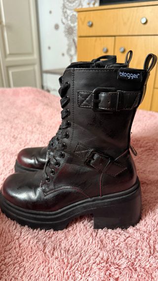 Botas Blogger edicion especial degrade negro rojo