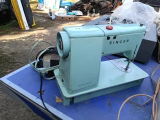 Máquina de coser Singer robusta