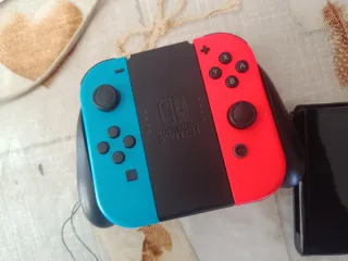 Nintendo Switch OLED + Mario Maker 2 y Luigi Mansi