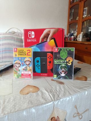Nintendo Switch OLED + Mario Maker 2 y Luigi Mansi