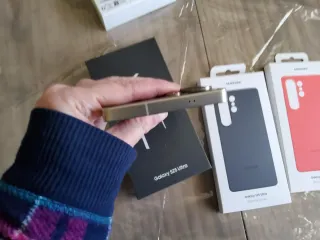 Samsung Galaxy S25 Ultra + Accesorios