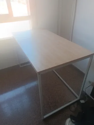 Mesa de estudio madera y metal