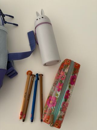 Mochila Herschel y estuches Legami