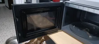 Microondas espejo negro