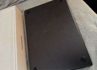 MacBook Pro M3 16' negro