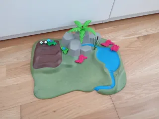 Huerto Playmobil con río y accesorios