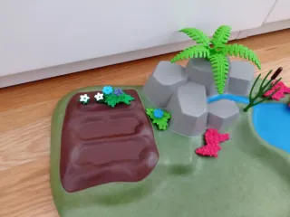 Huerto Playmobil con río y accesorios