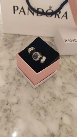 Lote 3 charms Pandora para Maria.