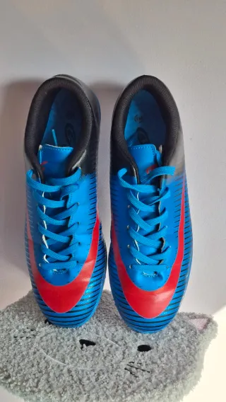 Botines Fútbol Sala Talla 41 Azul/Rojo