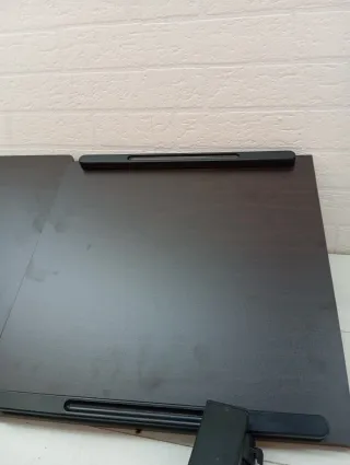 Mesa portátil ajustable para ordenador