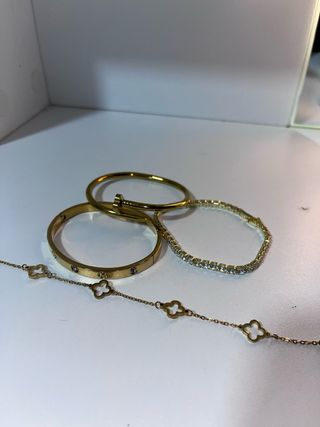 Pack 4 Pulseras Doradas