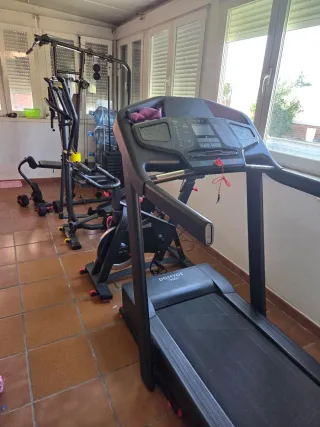 4 Máquinas de Gimnasio Multifunción