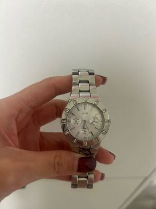 Reloj Guess Plateado