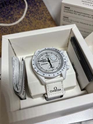 Swatch x Omega Moonswatch Mission to the Moonphase