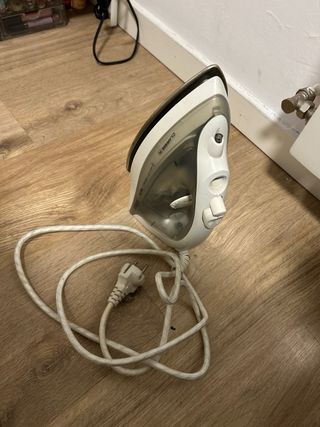 Plancha de ropa Ufesa Clarisse 90