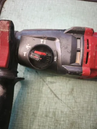 Martillo combinado Milwaukee PH 26 T