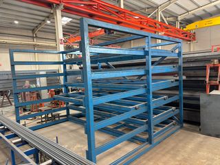 Estantería para chapa metálica