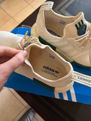 Adidas NMD R1 Parley 39 1/3