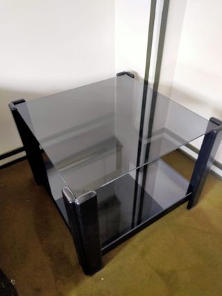 Mesilla metálica negra con cristal