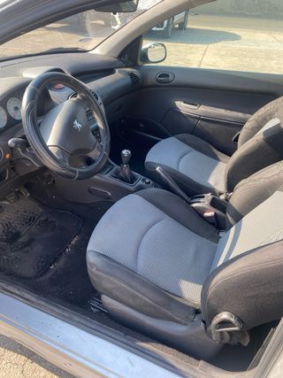 Peugeot 206 2002 1.4 X Line