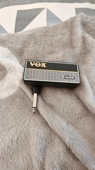 Vox Amplug 2 Clean Amplificador Guitarra