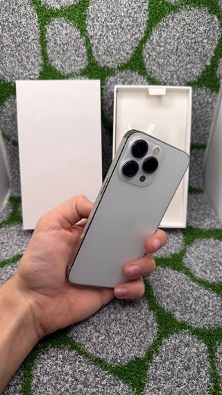 iPhone 13 Pro 256gb Silver - Batt 100%