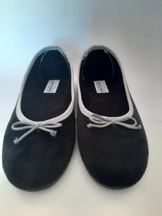 Manoletinas negras talla 36