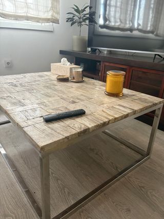 Mesa de centro metal y piedra