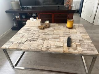 Mesa de centro metal y piedra