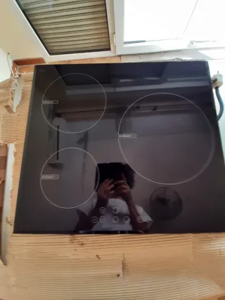 Placa de inducción prácticamente nueva