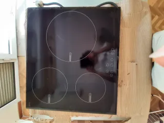 Placa de inducción prácticamente nueva