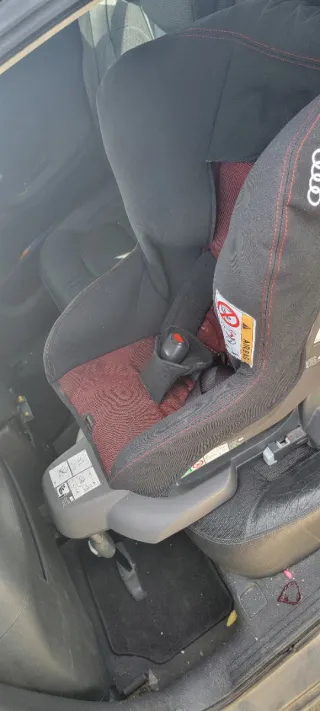 Silla de coche Audi I-SIZE 71-100cm