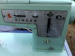 Máquina de coser Singer vintage